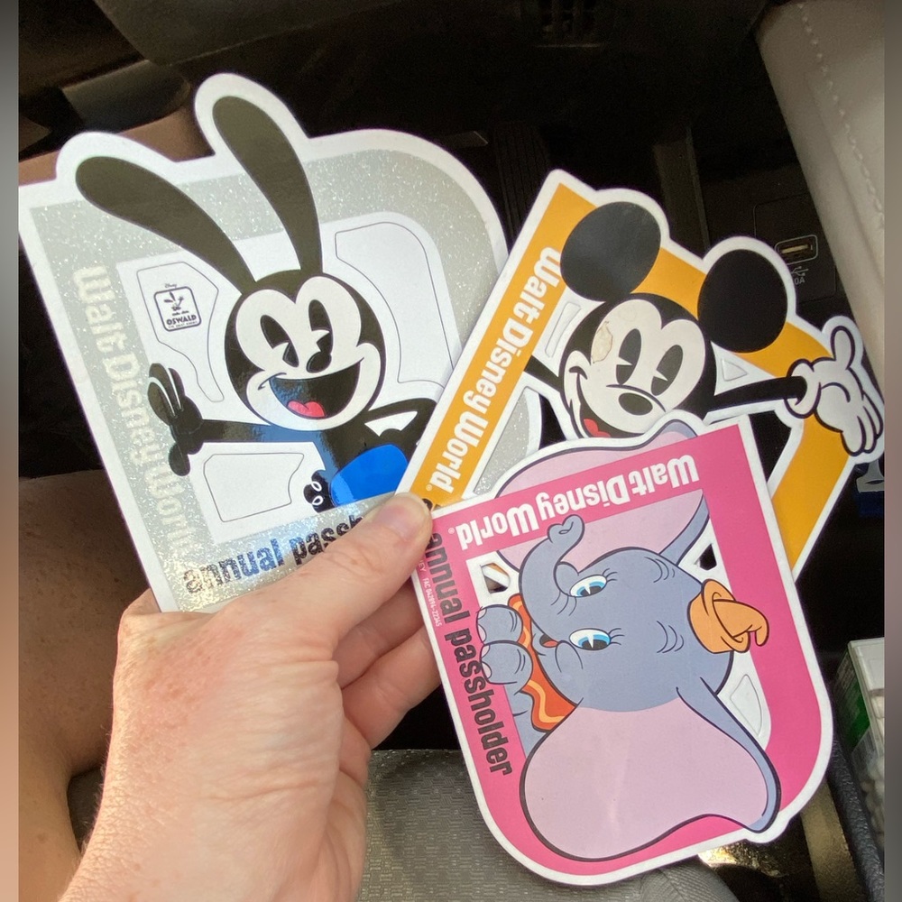 Walt Disney World Annual Passholder magnets (2023)